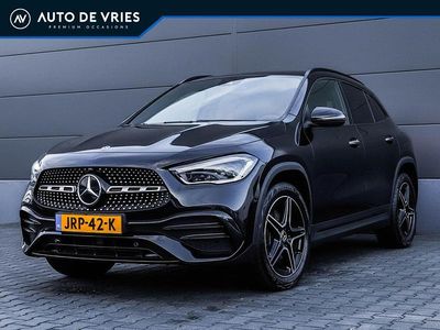 Zwart Occasion 2022 Mercedes GLA250 AMG line SUV | € 30.850 (Goede deal)