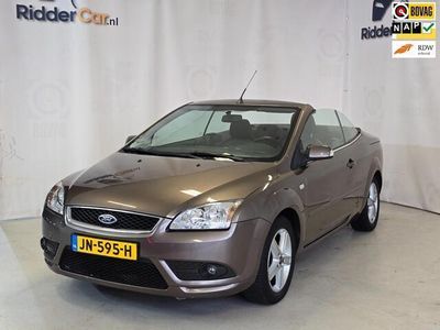 tweedehands Ford Focus Cabriolet Coupé- 1.6 Trend|2E EIG|CRUISE|PARK SENS|STOELVERW|VELGEN|AIRCO|ELEK