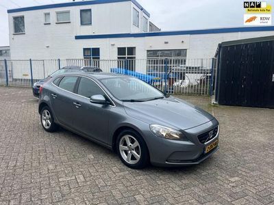 tweedehands Volvo V40 2.0 D4 Momentum Business