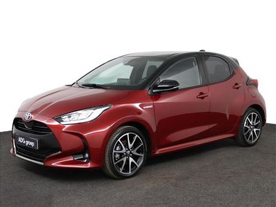 Occasion Toyota Yaris Hybrid Executive 116 PK (85 kW) 2021 Rood Hatchback