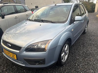 Blauw Occasion 2007 Ford Focus Futura Hatchback | € 2.999 (Eerlijke prijs)