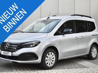 Zilver Gebruikt 2024 Mercedes EQT200 Advanced Plus MPV | € 28.900 (Iets duurder)