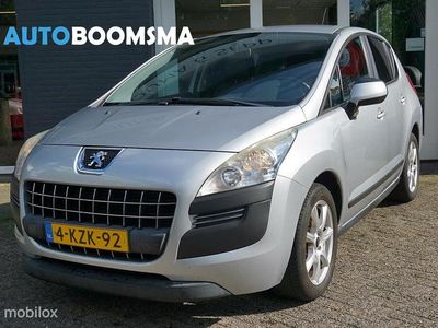 Grijs (metallic) Gebruikt 2012 Peugeot 3008 Active MPV | € 4.900 (Eerlijke prijs)