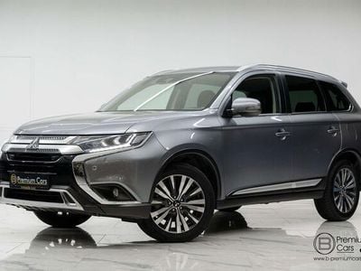 Grijs Gebruikt 2020 Mitsubishi Outlander SUV | € 21.900 (Eerlijke prijs)