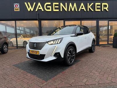 Wit (metallic) Occasion 2020 Peugeot e-2008 GT SUV | € 14.950 (Eerlijke prijs)