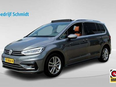tweedehands VW Touran 1.4 TSI R-Line HighLine | Panoramadak | Carplay |