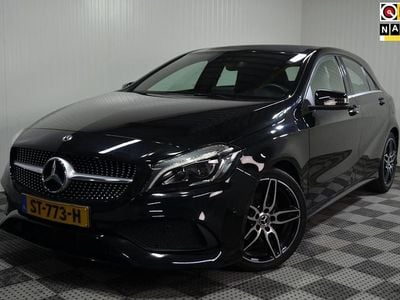 Zwart (metallic) Occasion 2018 Mercedes A180 Sport Edition Hatchback | € 18.500 (Goede deal)