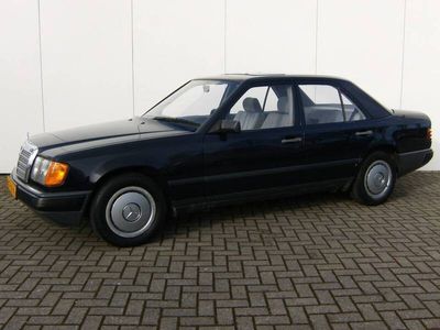 Mercedes 200