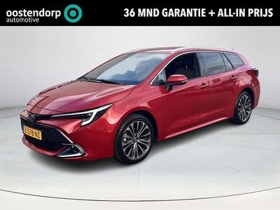 Rood Gebruikt 2024 Toyota Corolla Hybrid Stationwagen | € 29.900