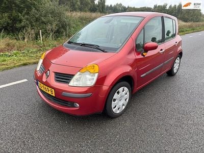 Occasion Renault Modus 88 PK (64 kW) 2006 Rood MPV