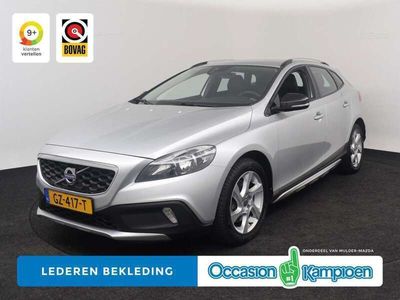 tweedehands Volvo V40 CC 2.0 T3 Summum | Trekhaak • Leder • Navi • Clima •