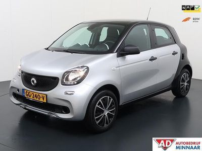 Grijs Gebruikt 2015 Smart ForFour Pure Hatchback | € 5.450 (Iets duurder)