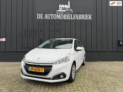 Wit Gebruikt 2016 Peugeot 208 Hatchback | € 6.499 (Goede deal)