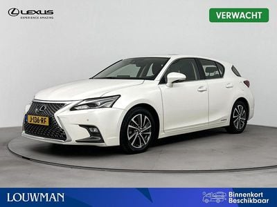 Lexus CT200h