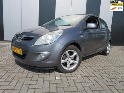 tweedehands Hyundai i20 1.4i DynamicVersion