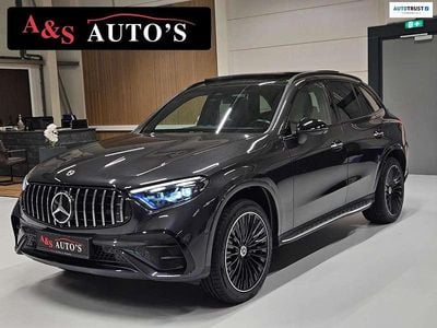 Grijs Occasion 2023 Mercedes GLC300e AMG SUV | € 58.450 (Super prijs)