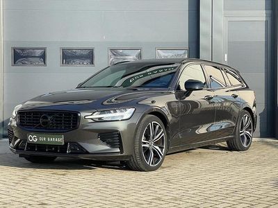 Grijs (metallic) Occasion 2021 Volvo V60 R-Design Stationwagen | € 32.950 (Eerlijke prijs)
