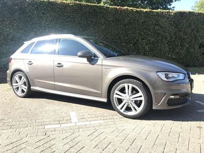 Grijs Occasion 2016 Audi A3 Sport Hatchback | € 10.595 (Goede deal)