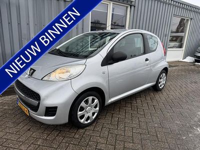 Occasion Peugeot 107 68 PK (50 kW) 2011 Grijs Hatchback