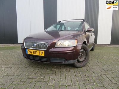 Paars (metallic) Occasion 2005 Volvo V50 Stationwagen | € 1.450 (Eerlijke prijs)