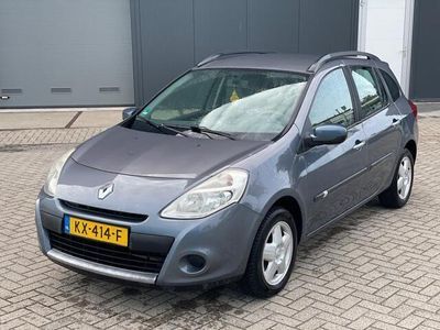 tweedehands Renault Clio R.S. Estate 1.5 dCi Expression Airco 5 Deu 2010