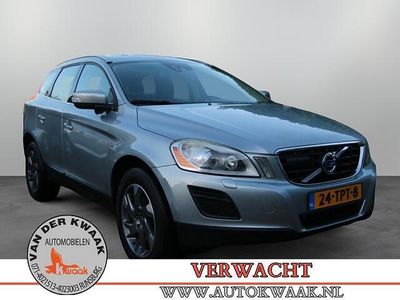 Grijs (metallic) Gebruikt 2012 Volvo XC60 SUV | € 13.450 (Eerlijke prijs)