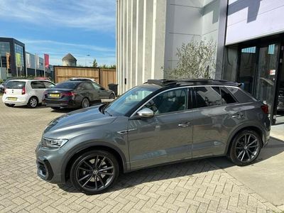 tweedehands VW T-Roc 2.0 TSI 4Motion R 300PK! AKRAPOVIC! BEATS! PANO! INRUIL MOGELIJK!