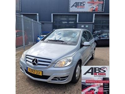 Mercedes B180