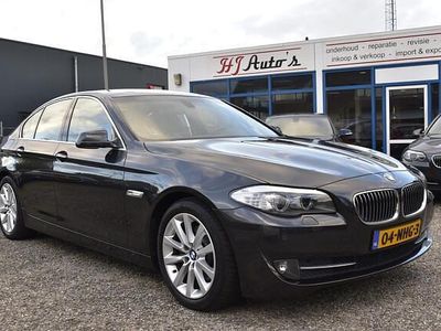 BMW 523