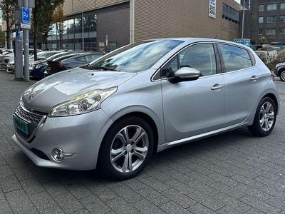 Grijs Occasion 2013 Peugeot 208 Allure Hatchback | € 3.950 (Eerlijke prijs)