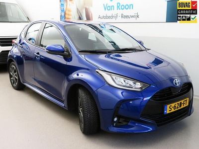 Blauw Occasion 2023 Toyota Yaris Hatchback | € 21.950 (Eerlijke prijs)