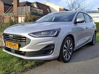 Grijs Gebruikt 2024 Ford Focus Titanium X Stationwagen | € 23.750 (Eerlijke prijs)