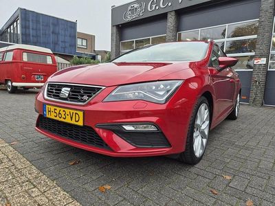 Rood Occasion 2020 Seat Leon FR Stationwagen | € 16.950 (Eerlijke prijs)