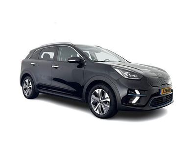 Zwart (metallic) Occasion 2020 Kia e-Niro SUV | € 13.445 (Duur)