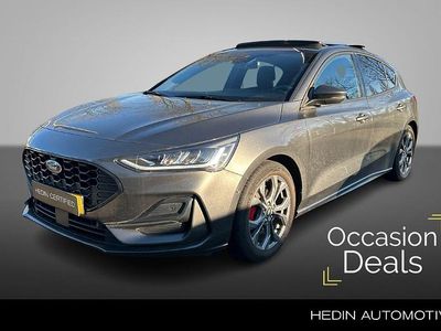 Grijs Occasion 2023 Ford Focus ST-Line X Hatchback | € 27.945 (Iets duurder)