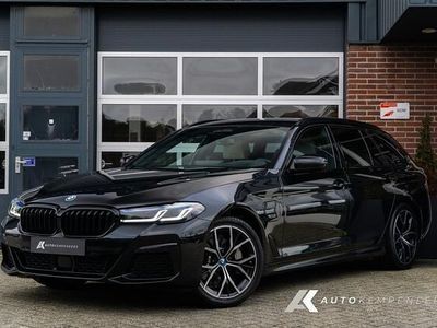 tweedehands BMW 530 5-SERIE Touring e xDrive M-Sport | Shadow | Laser | H/K | Head Up | Camera | ACC | 19 Inch |