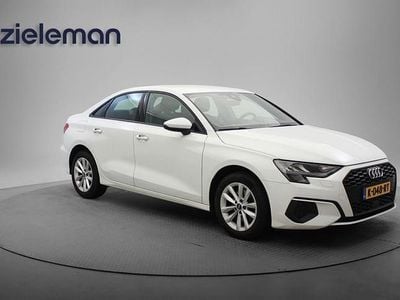 Wit Occasion 2021 Audi A3 Proline Sedan | € 19.345 (Goede deal)