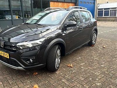 Zwart Occasion 2021 Dacia Sandero Comfort Hatchback | € 13.950 (Eerlijke prijs)