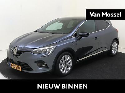 Grijs Gebruikt 2021 Renault Clio V Intens Hatchback | € 14.945 (Eerlijke prijs)