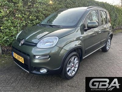 Groen Occasion 2014 Fiat Panda 4x4 Trekking Hatchback | € 6.995