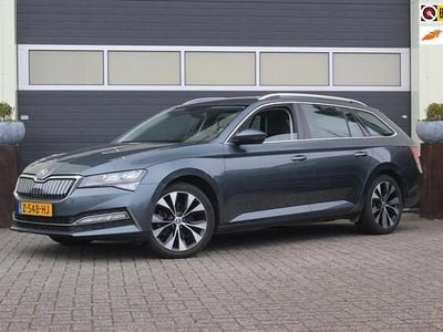 Grijs Occasion 2020 Skoda Superb Business Line Stationwagen | € 18.900 (Super prijs)