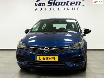 Blauw Gebruikt 2021 Opel Astra Business Elegance Hatchback | € 14.950 (Eerlijke prijs)