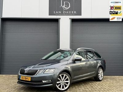 Grijs Gebruikt 2018 Skoda Octavia Stationwagen | € 12.900 (Eerlijke prijs)