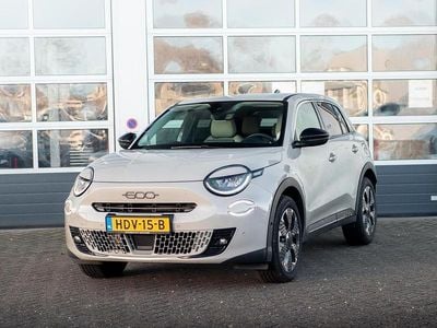 Beige Gebruikt 2025 Fiat 600 La Prima SUV | € 28.489 (Eerlijke prijs)