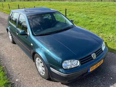 tweedehands VW Golf IV 