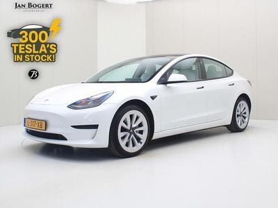Wit Gebruikt 2021 Tesla Model 3 Standard Range Sedan | € 21.900 (Eerlijke prijs)