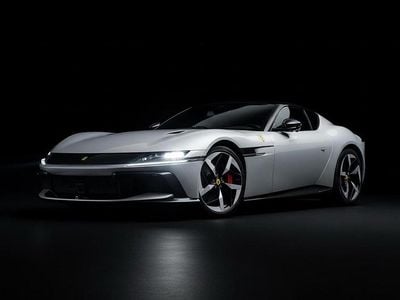 Grijs Occasion 2025 Ferrari 12 Cilindri Coupé | € 649.900