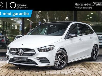 tweedehands Mercedes B180 AMG Line | Achteruitrijcamera | Panoramaschuifdak | Stoelverwarming | Sfeerverlichting | KEYLESS GO | EASYPACK - achterklep | Nightpakket