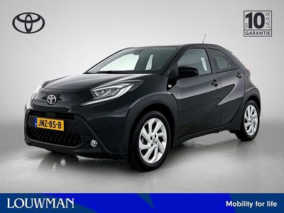 Zwart Occasion 2024 Toyota Aygo X Pulse SUV | € 18.950 (Eerlijke prijs)