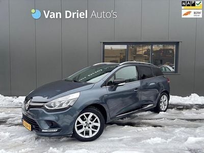 Grijs (metallic) Gebruikt 2019 Renault Clio GrandTour LIMITED Stationwagen | € 7.995 (Eerlijke prijs)